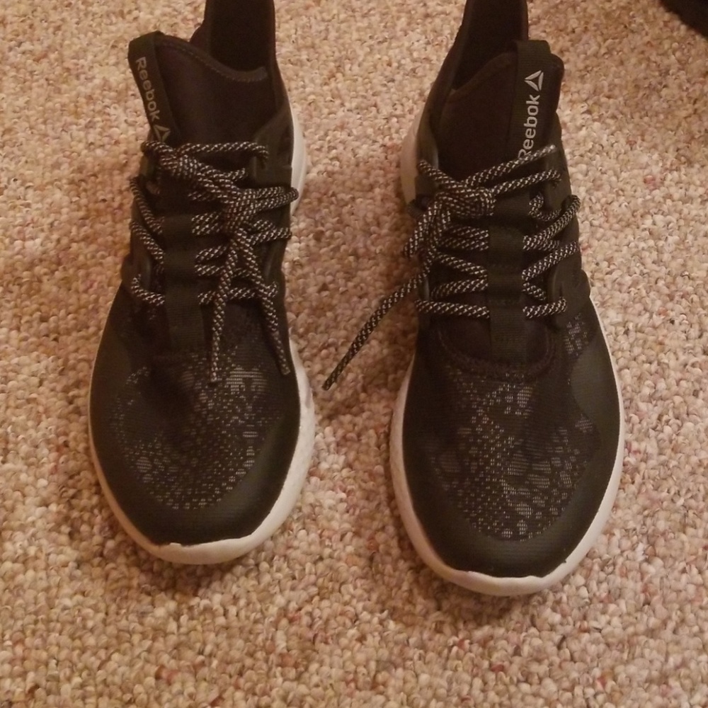 Womens sneakers